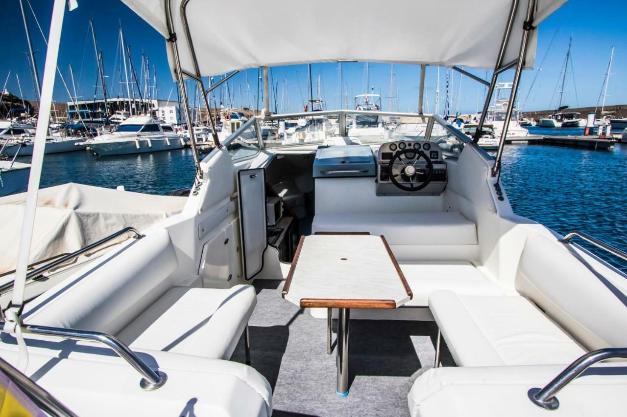 Cozy Boat To Unwind By The Ocean Hotel Puerto Calero Luaran gambar